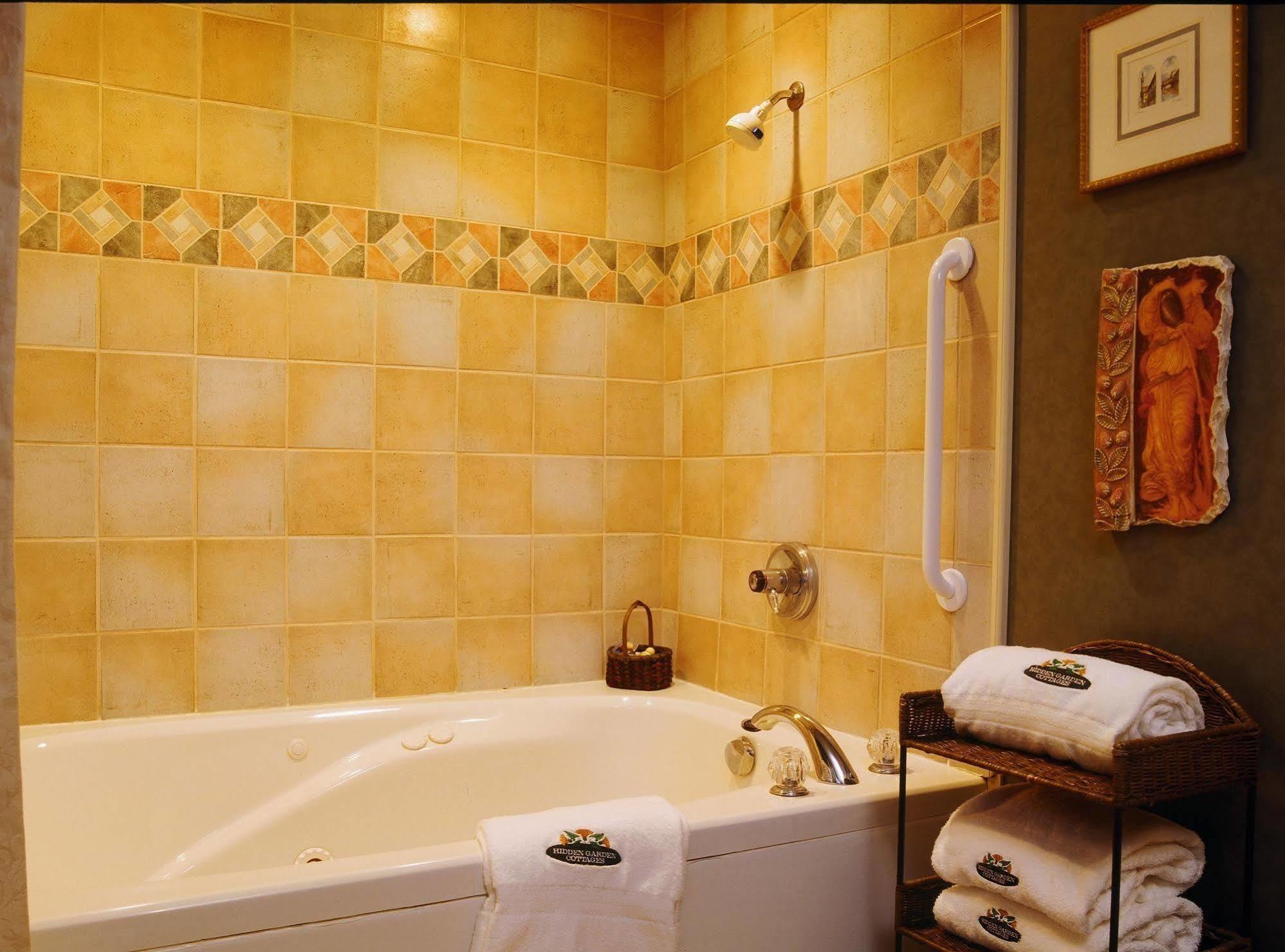 Hidden Garden Cottages & Suites Saugatuck Zimmer foto